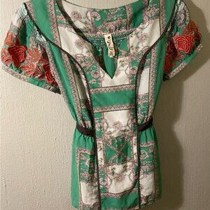 Anthropologie Floreat embroidered Blouse-size 6